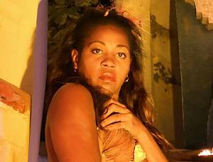black sleeping tits - Beauty and el Bloqueo | Montana Ray